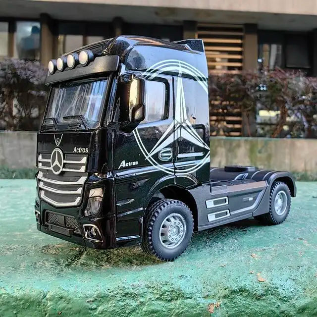 1/50 lydinio liejamas sunkvežimio galvutės automobilio modelio žaislai, modeliavimo inžinerijos, transporto priemonės, patraukiamos atgal konteinerio galvutės metalinis žaislas berniukui