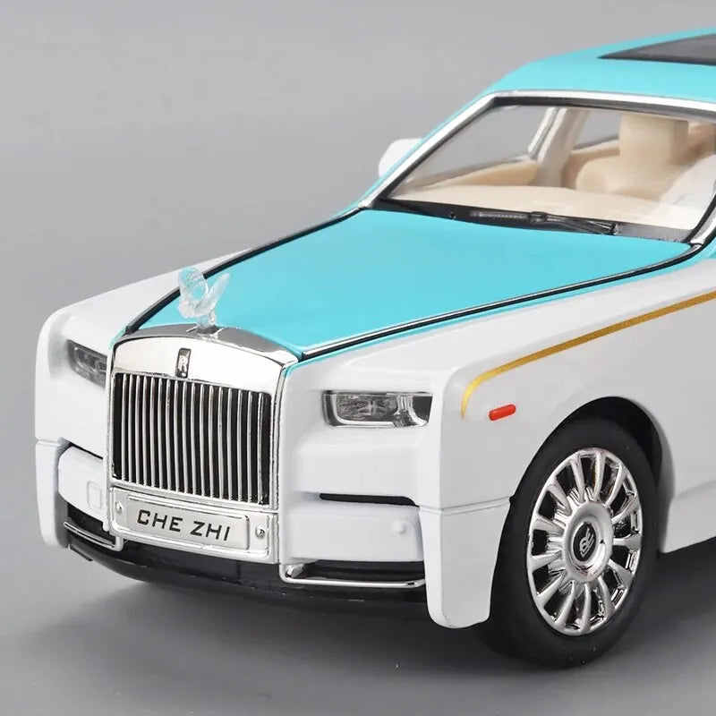 1:24 RR fantominio modelio, cinko lydinio, ištraukiami atgal, liejami žaisliniai automobiliai su garsu ir šviesa, skirti vaikams berniukui, mergaitei
