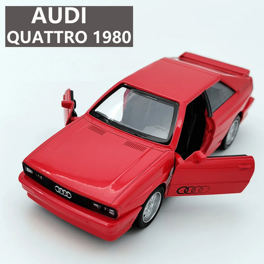 1:36 Audi Quattro 1980 Lengvojo lydinio automobilių modeliai Žaisliniai liejiniai Transporto priemonės Modelis Atidarytos durelės Atitraukti atgal Sportinis automobilis vaikams Dovana